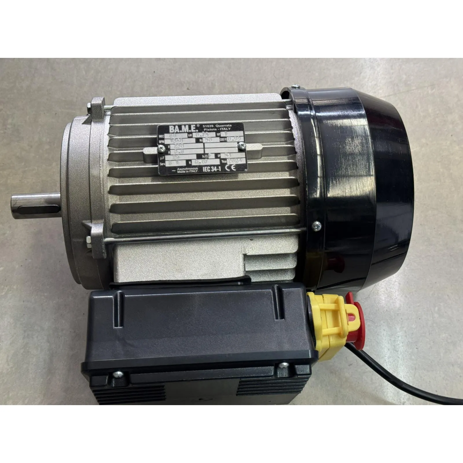 Motor electric pentru zdrobitor cu desciorchinător - imagine 3