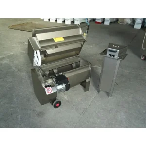 Zdrobitor electric pentru struguri, integral din inox, cu desciorchinător și pompă încorporată pentru transfer - imagine 3